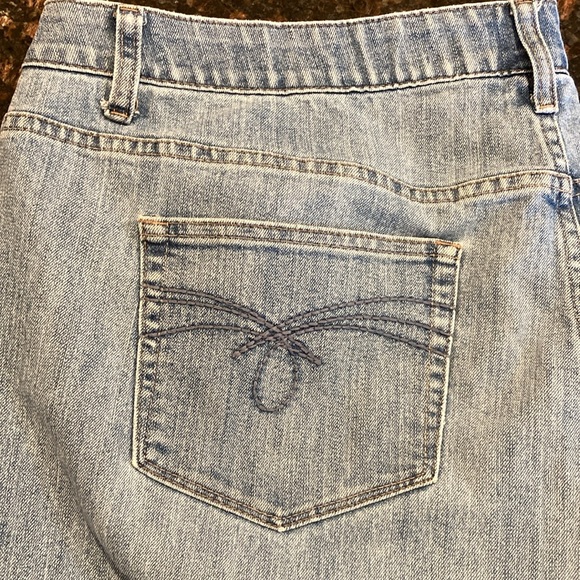 CJBanks denim capris, size 20W - Picture 5 of 5
